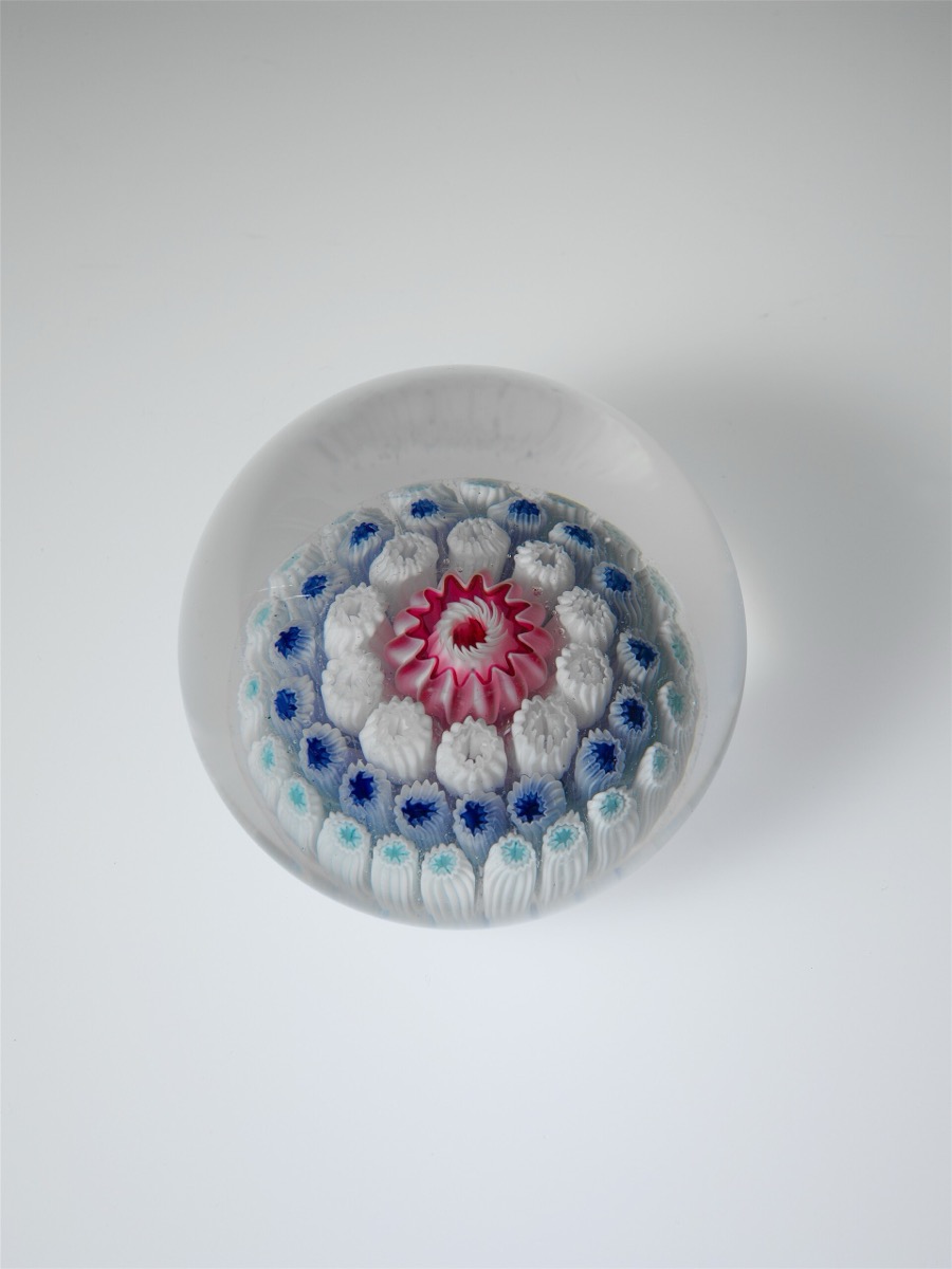 Resin table sculpture